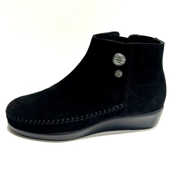 SAS Women's Jade Ankle Bootie Black Suede, Size 7.5 M